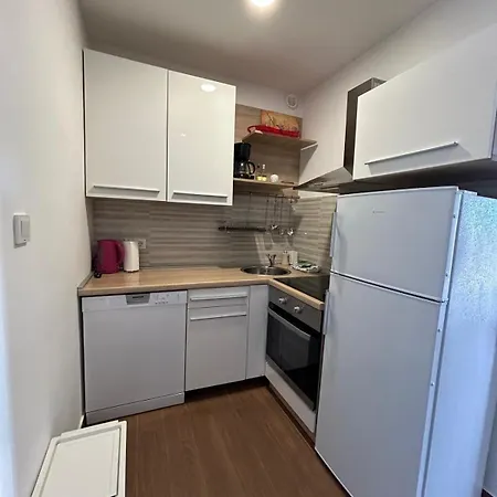 Apartman Lorna Turanj